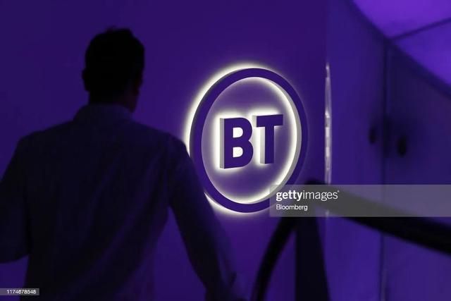 英国手机30万的手机_在英国为什么手机只有3g_英国手机壳品牌