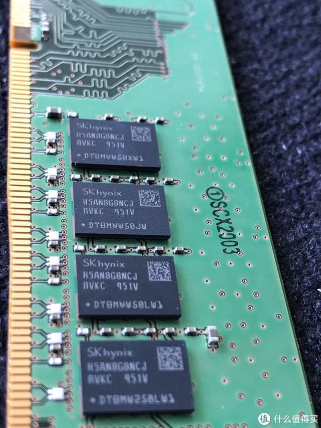 手机内存3g还是2g好_手机内存3gb够用吗_内存手机好玩的游戏