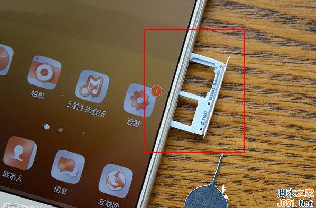 三卡槽手机怎么装卡_3g手机的卡怎么安卡槽_手机3卡槽
