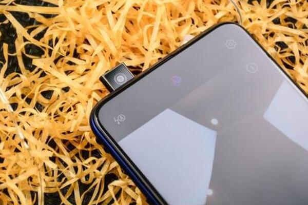 3G手机前置摄像头：技术限制与成本考量的背后