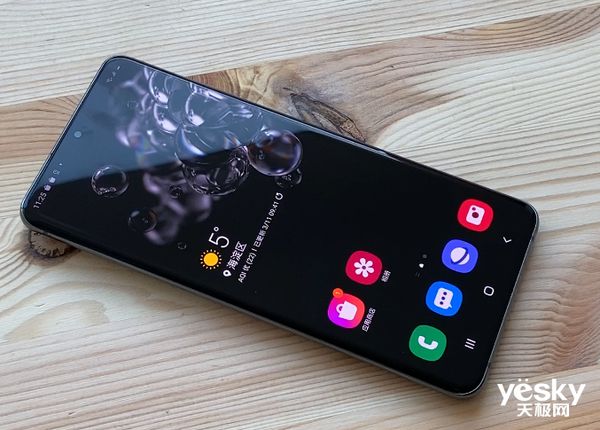 三星3G手机震撼来袭：Galaxy系列全面对比，性能与美感齐飞