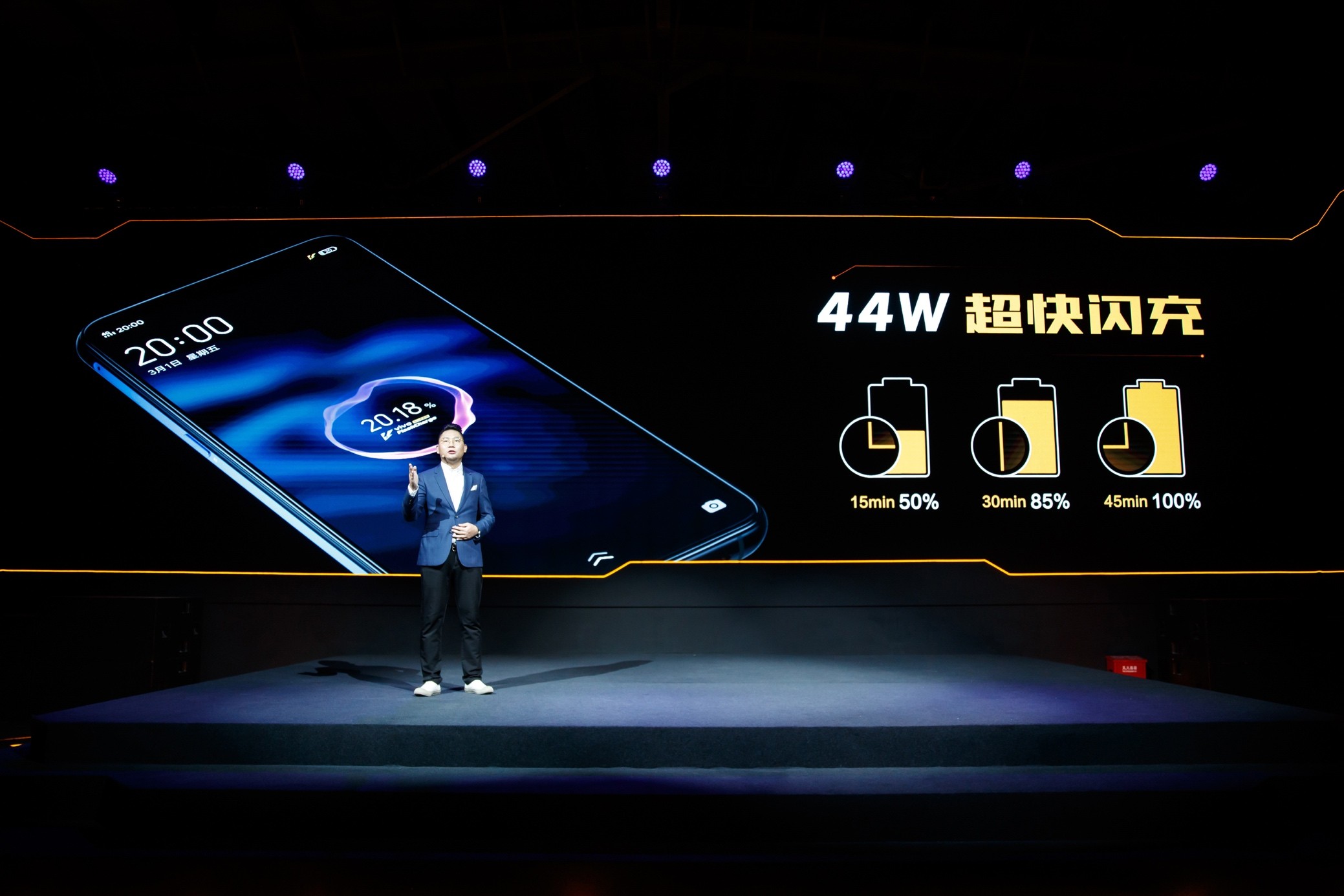 酷派3g智能手机图片_酷派早期智能机_酷派手机的图片