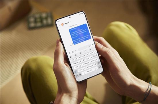 3G手机：从笨重到智能，探索通信革命之路