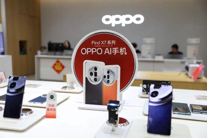 三同手机多少钱_同洲960手机操作系统_同洲3G手机