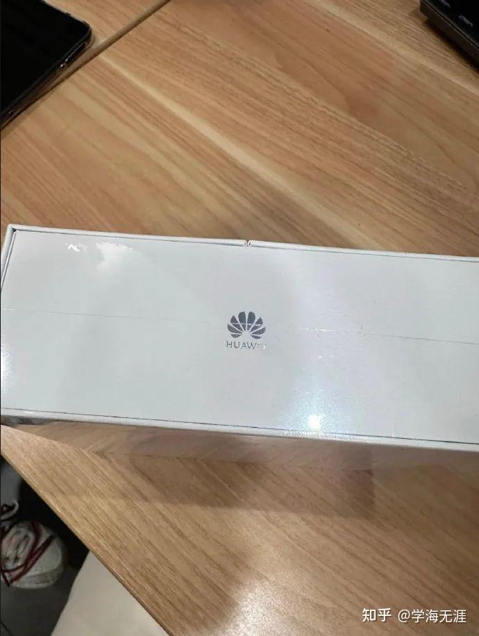 华为手机有3个微信吗_华为3g手机有_华为手机有3个卡槽