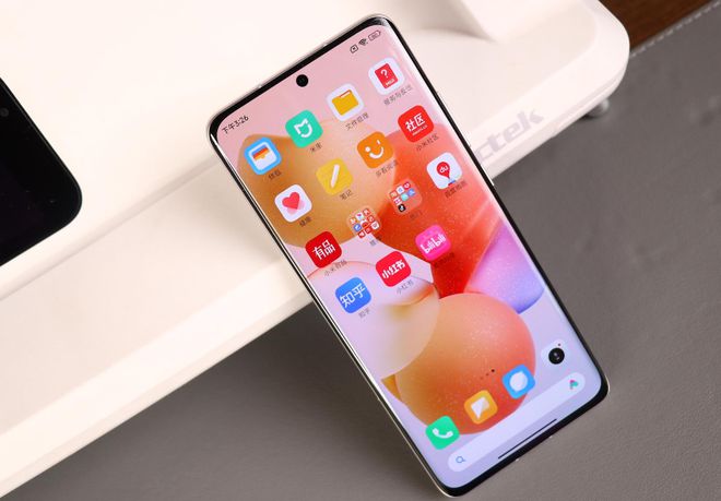 揭秘红米手机的技术特性与3G网络兼容性：解读市场定位与性能表现