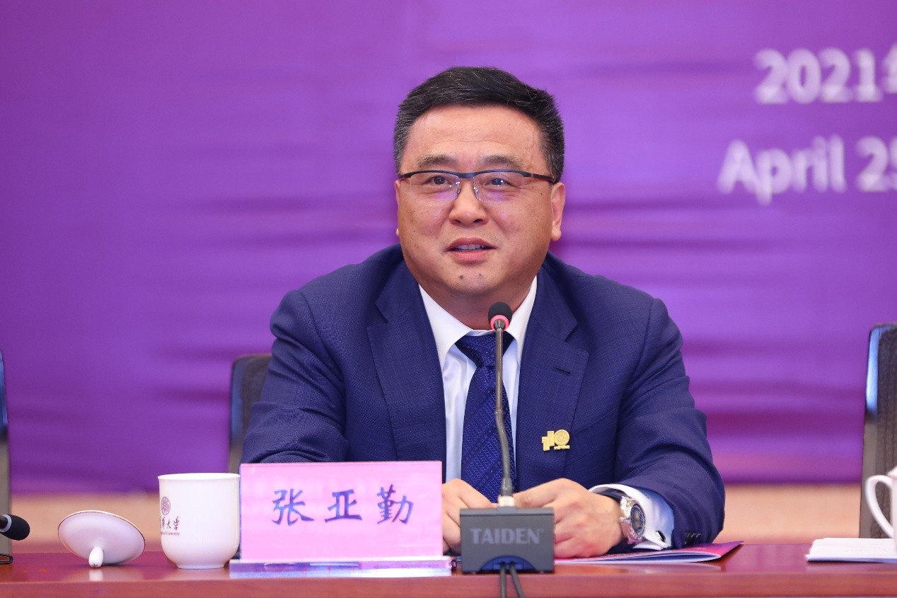 3G平板手机的起源及革命性变革：从背景到功能的探索