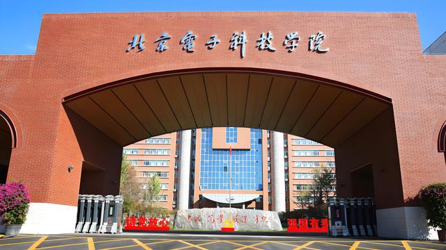 打电话显示3g信号_电话网络变成3g_3g网络电话显示什么